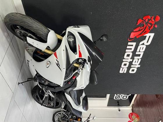 YAMAHA YZF R1 